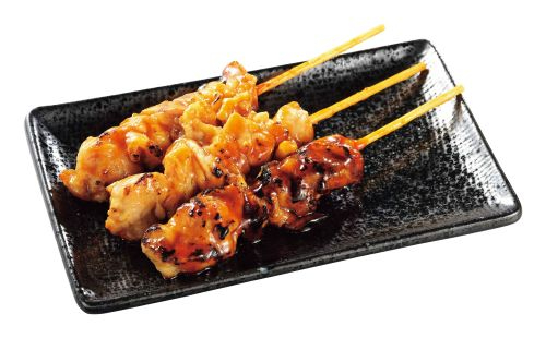 焼き鳥（もも）３本 １パック（３本）